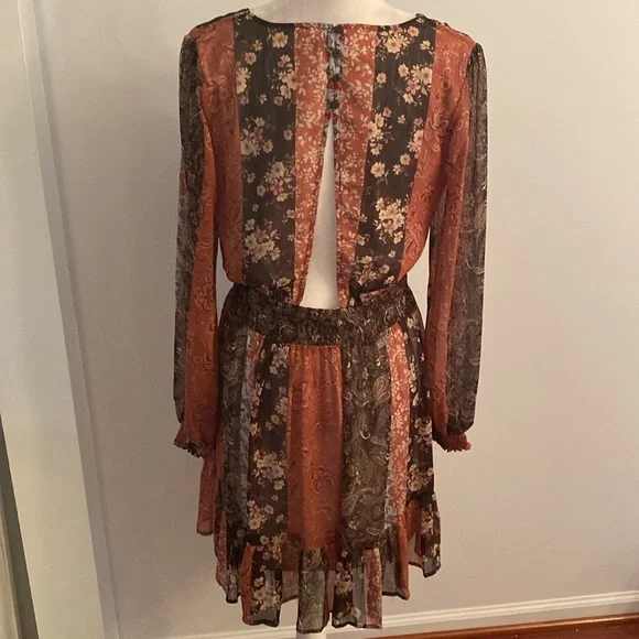 Lovestitch boho medium dress - Picture 6 of 10